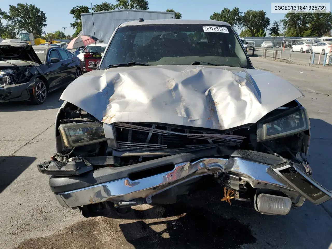 2004 Chevrolet Silverado C1500 VIN: 2GCEC13T841325739 Lot: 62288135