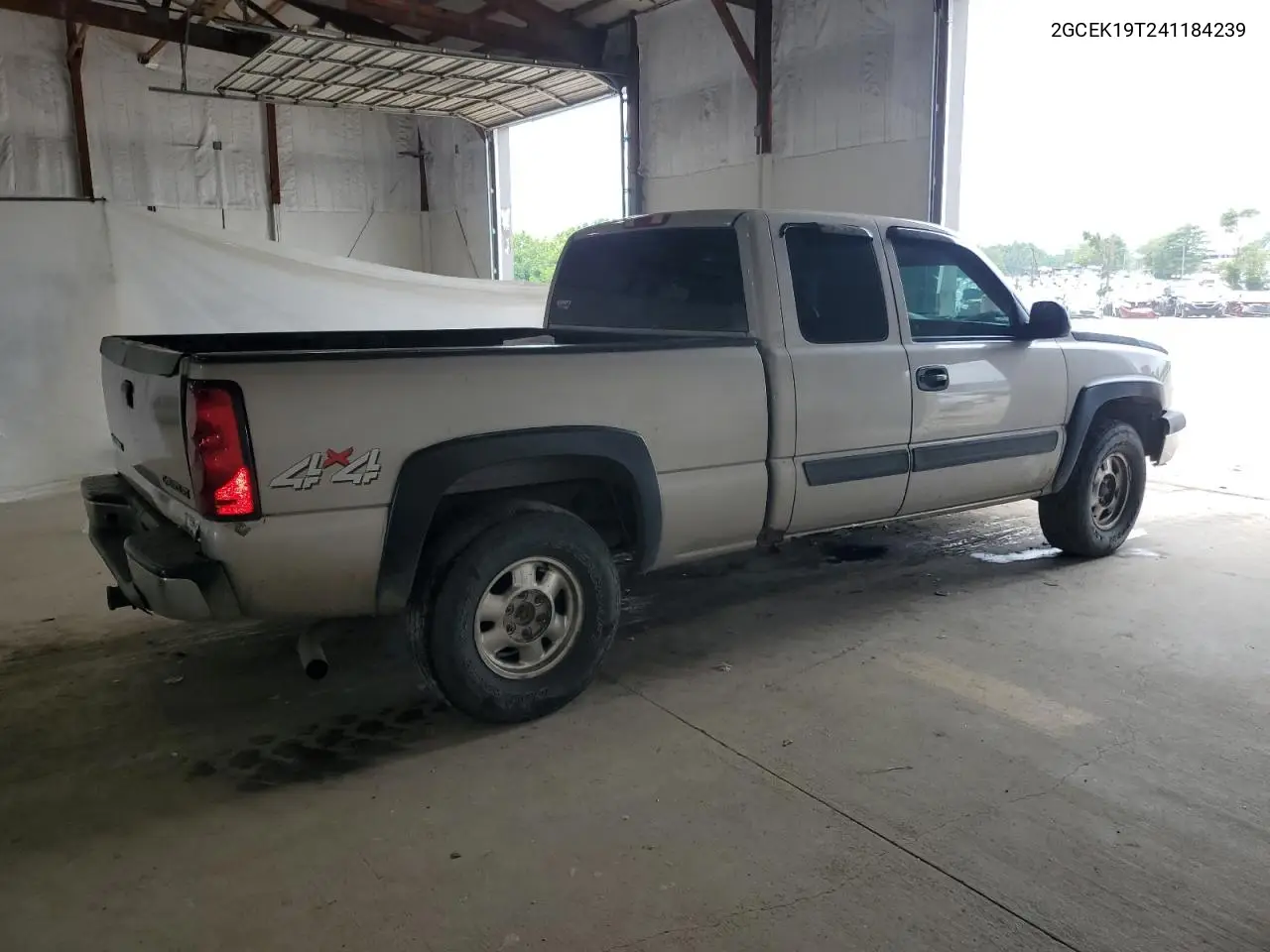 2004 Chevrolet Silverado K1500 VIN: 2GCEK19T241184239 Lot: 62566555