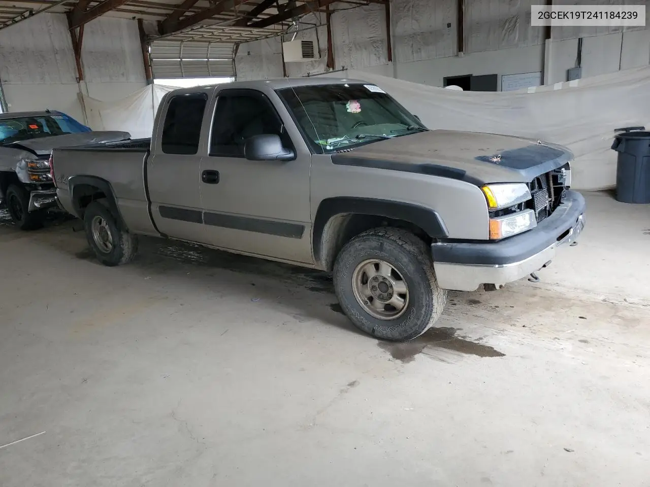 2004 Chevrolet Silverado K1500 VIN: 2GCEK19T241184239 Lot: 62566555