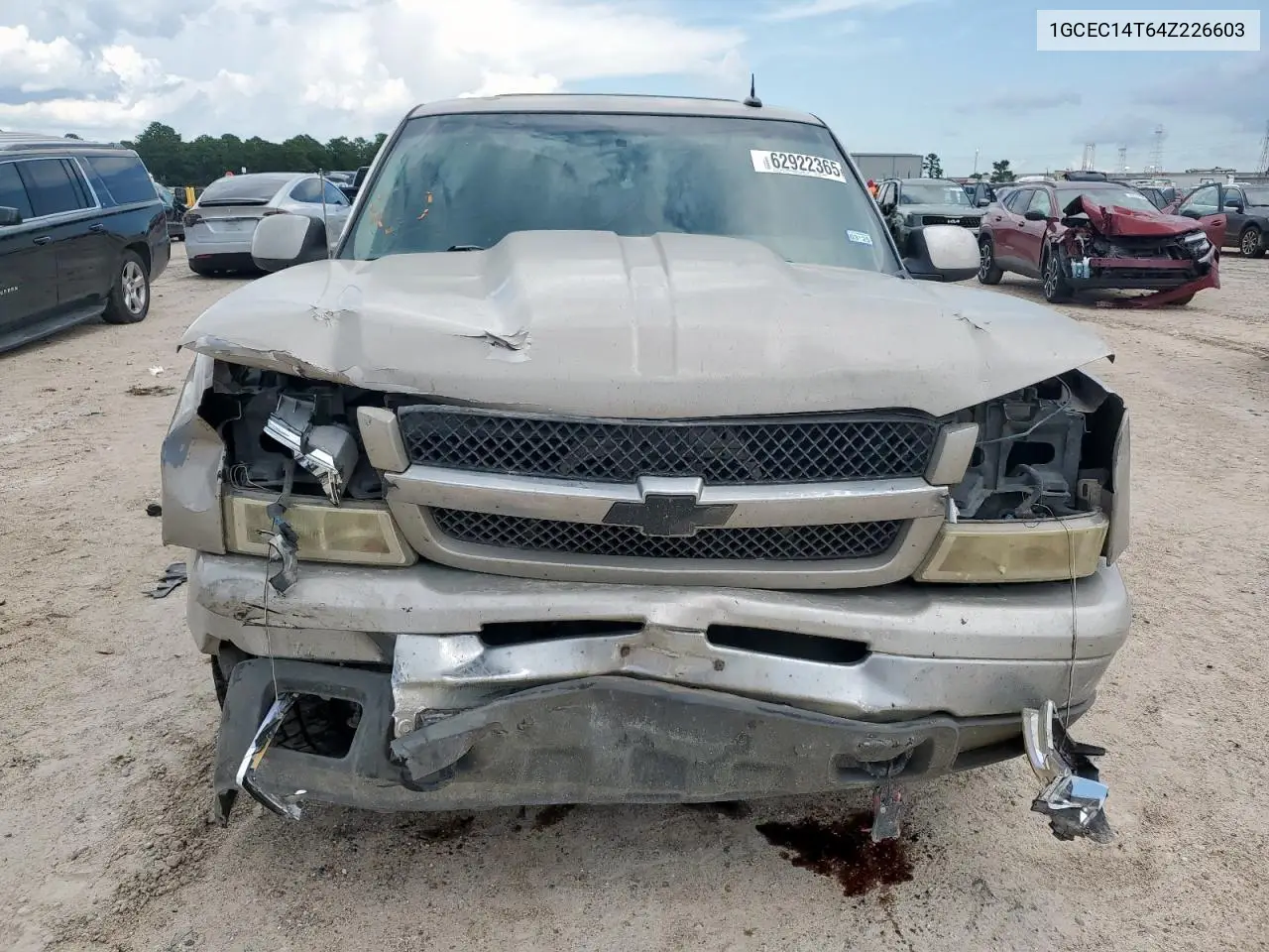 2004 Chevrolet Silverado C1500 VIN: 1GCEC14T64Z226603 Lot: 62922365