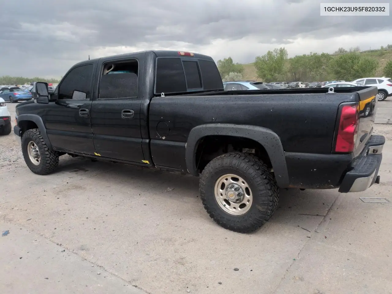 2005 Chevrolet Silverado K2500 Heavy Duty VIN: 1GCHK23U95F820332 Lot: 56718705