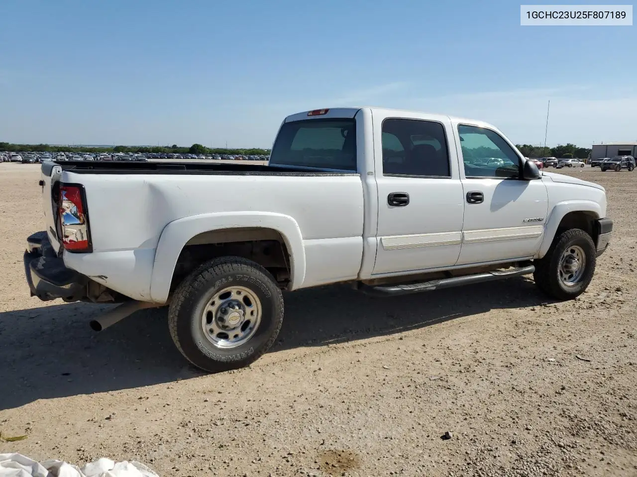 2005 Chevrolet Silverado C2500 Heavy Duty VIN: 1GCHC23U25F807189 Lot: 57034275