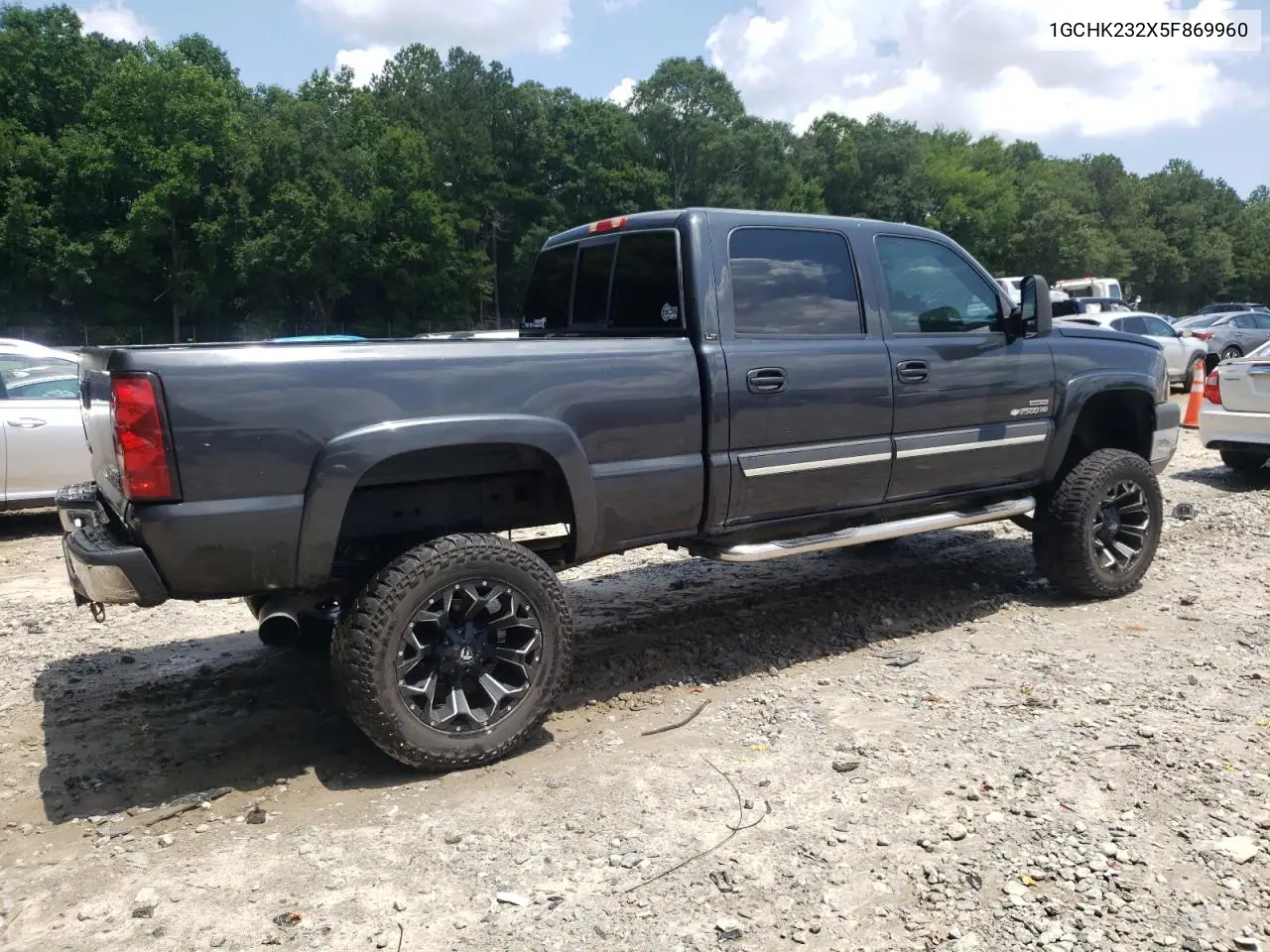 2005 Chevrolet Silverado K2500 Heavy Duty VIN: 1GCHK232X5F869960 Lot: 62189465