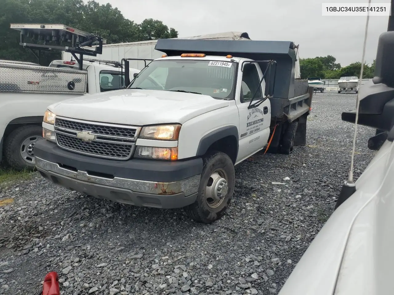 2005 Chevrolet Silverado C3500 VIN: 1GBJC34U35E141251 Lot: 62311945