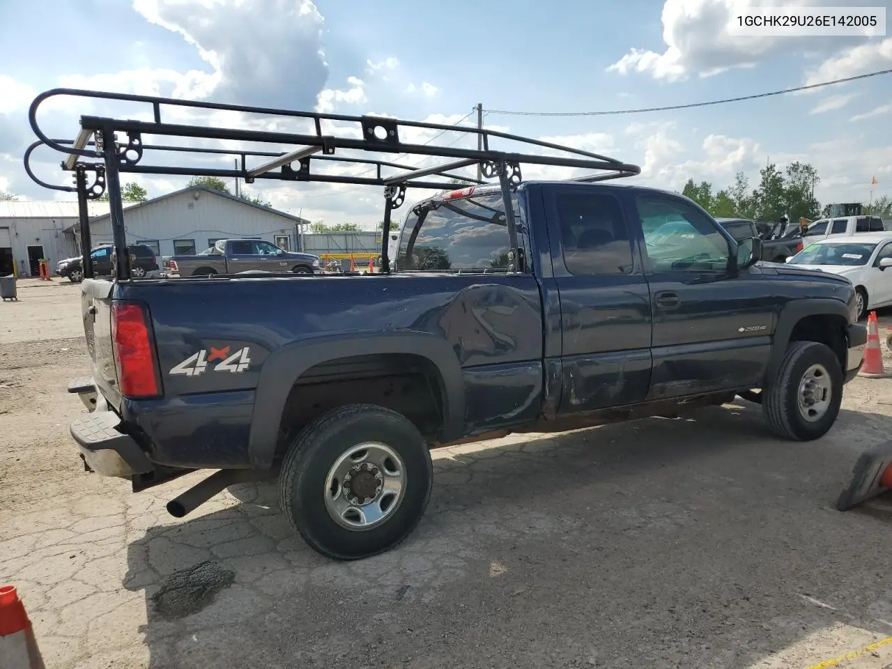 2006 Chevrolet Silverado K2500 Heavy Duty VIN: 1GCHK29U26E142005 Lot: 56757225