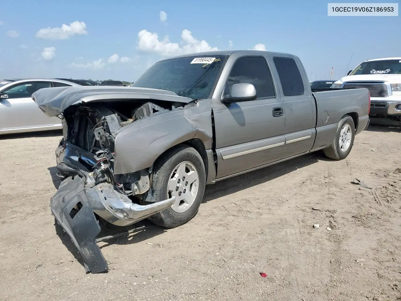 2006 Chevrolet Silverado C1500 VIN: 1GCEC19V06Z186953 Lot: 61990445