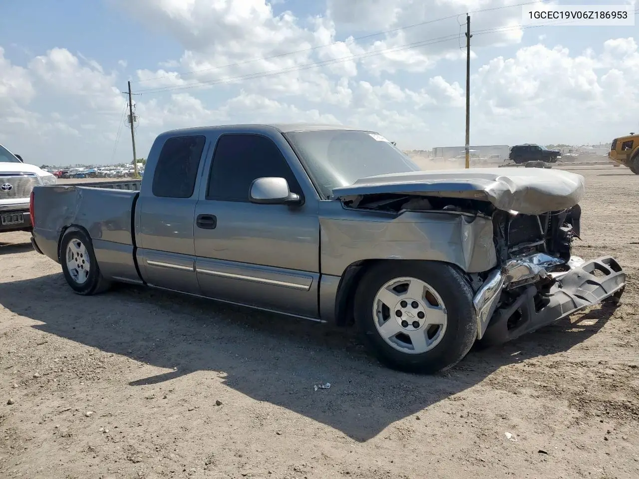 2006 Chevrolet Silverado C1500 VIN: 1GCEC19V06Z186953 Lot: 61990445