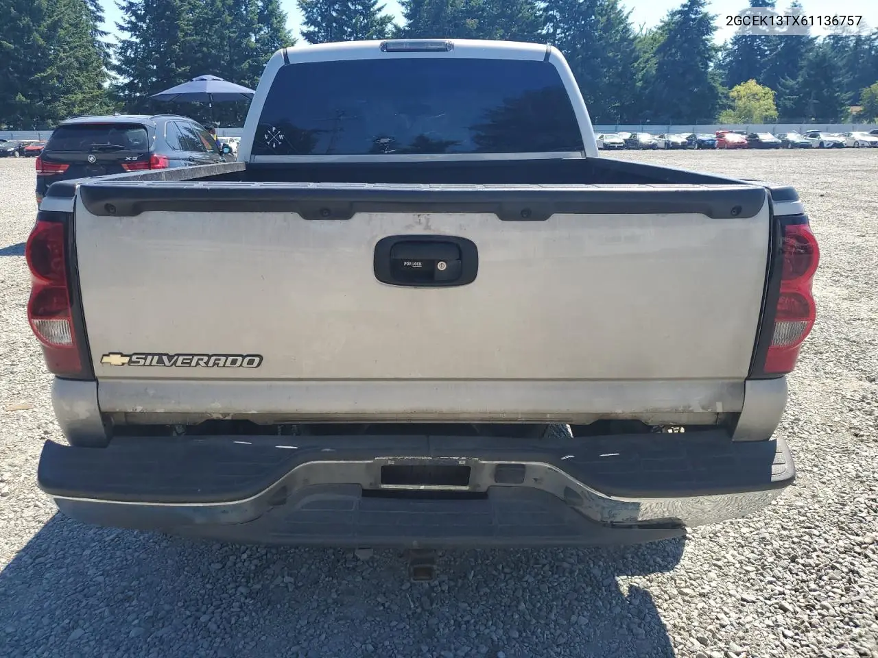 2006 Chevrolet Silverado K1500 VIN: 2GCEK13TX61136757 Lot: 62508595