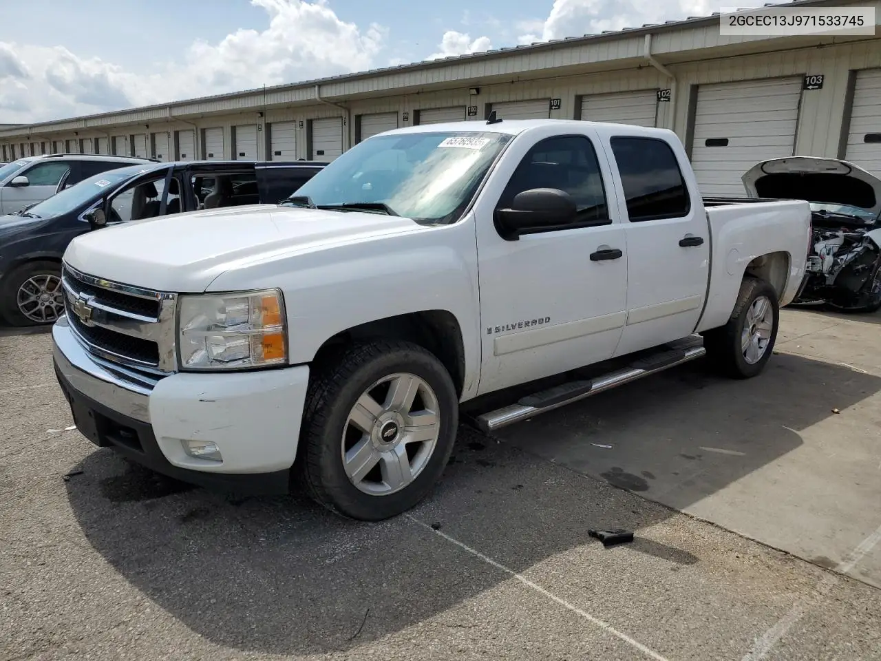 2007 Chevrolet Silverado C1500 Crew Cab VIN: 2GCEC13J971533745 Lot: 65760935
