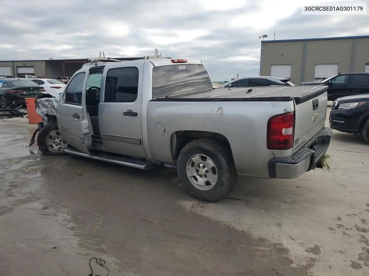 2010 Chevrolet Silverado C1500 Lt VIN: 3GCRCSE01AG301179 Lot: 56007185
