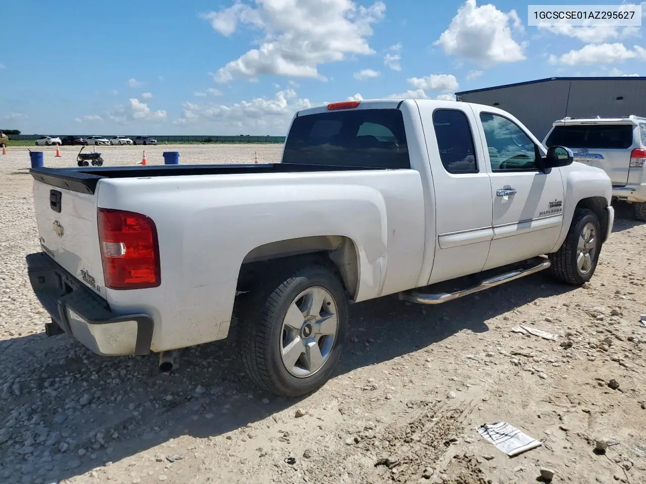 2010 Chevrolet Silverado C1500 Lt VIN: 1GCSCSE01AZ295627 Lot: 62350495