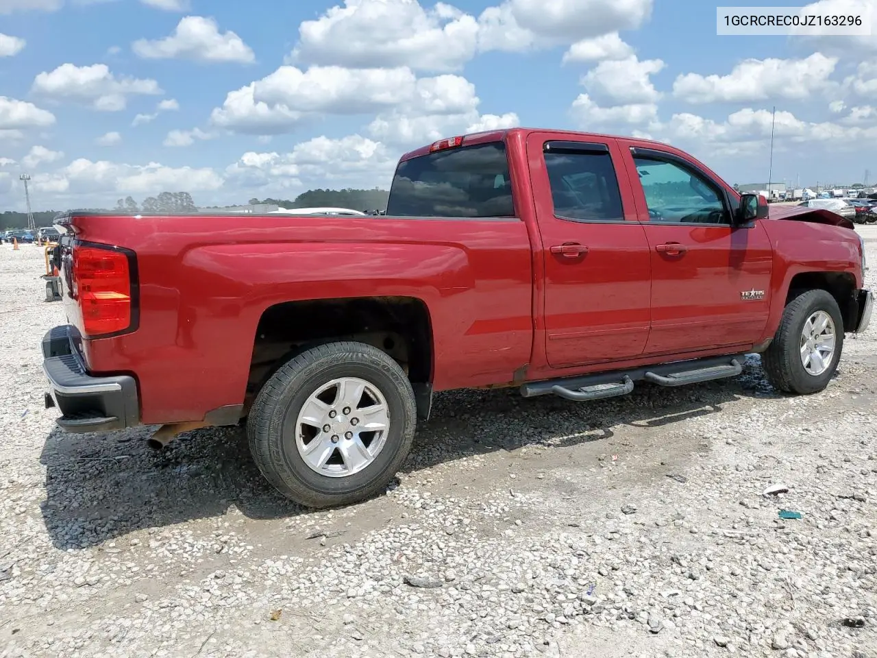 2018 Chevrolet Silverado C1500 Lt VIN: 1GCRCREC0JZ163296 Lot: 58811285