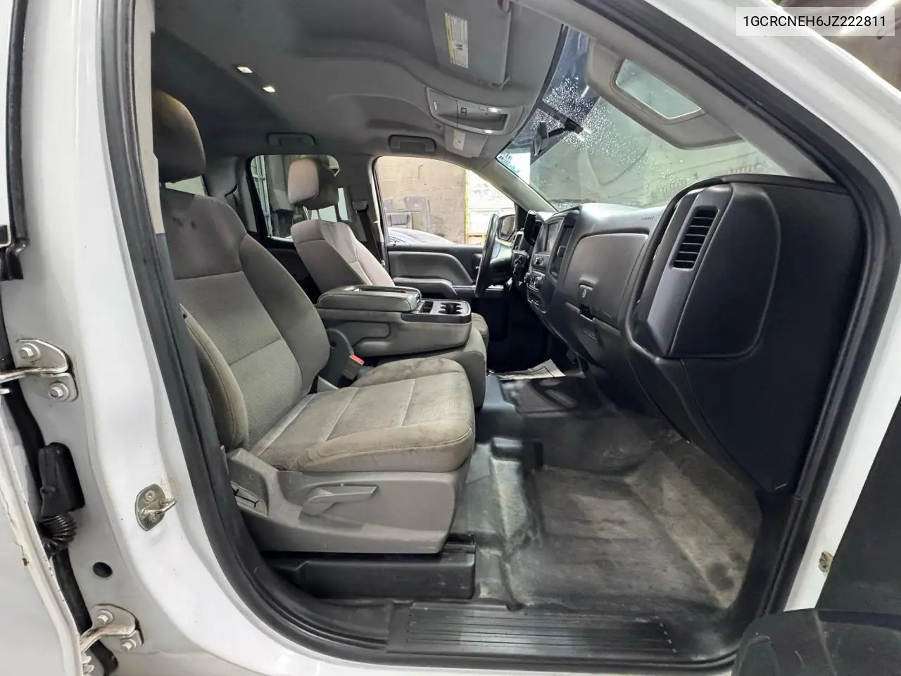 2018 Chevrolet Silverado C1500 VIN: 1GCRCNEH6JZ222811 Lot: 64890225