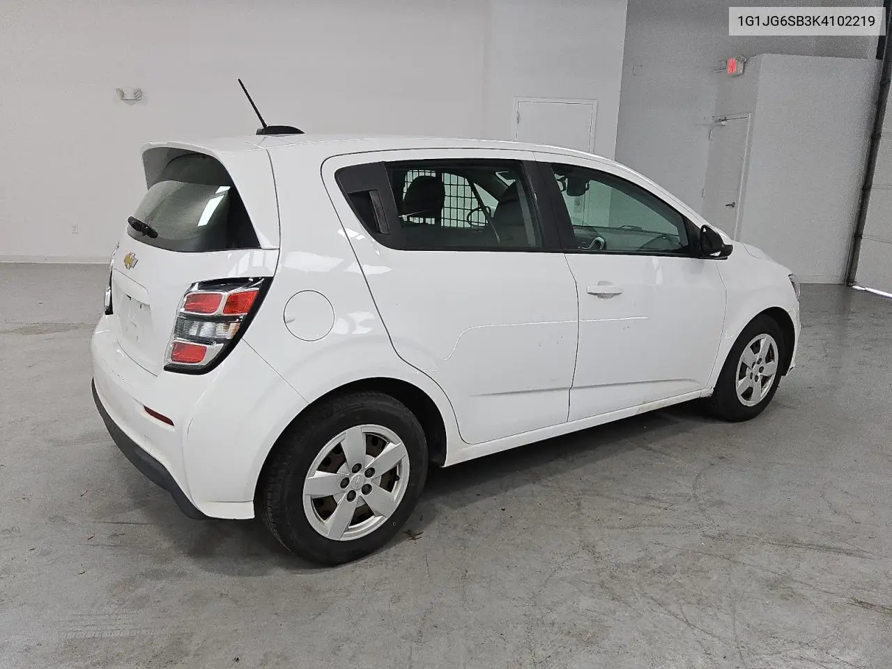 2019 Chevrolet Sonic VIN: 1G1JG6SB3K4102219 Lot: 61129655