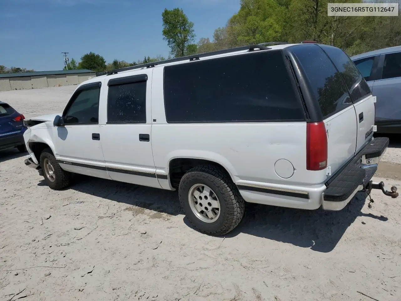 1996 Chevrolet Suburban C1500 VIN: 3GNEC16R5TG112647 Lot: 53081735
