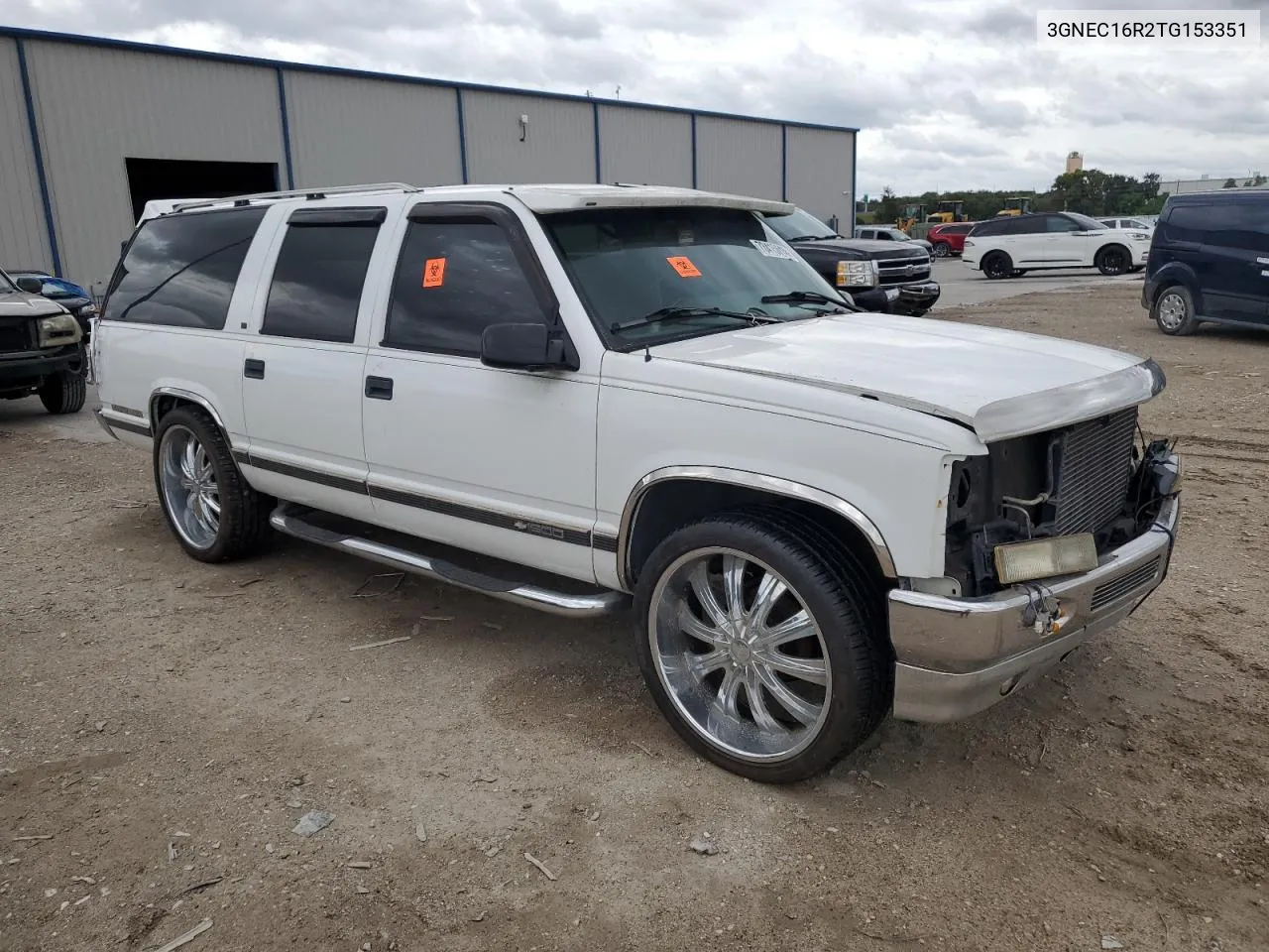 1996 Chevrolet Suburban C1500 VIN: 3GNEC16R2TG153351 Lot: 73415614