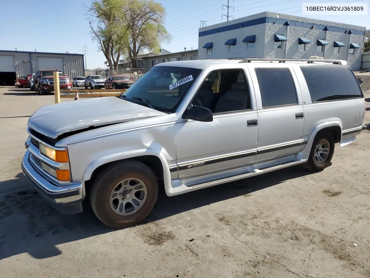 1997 Chevrolet Suburban C1500 VIN: 1GBEC16R2VJ361809 Lot: 52708935