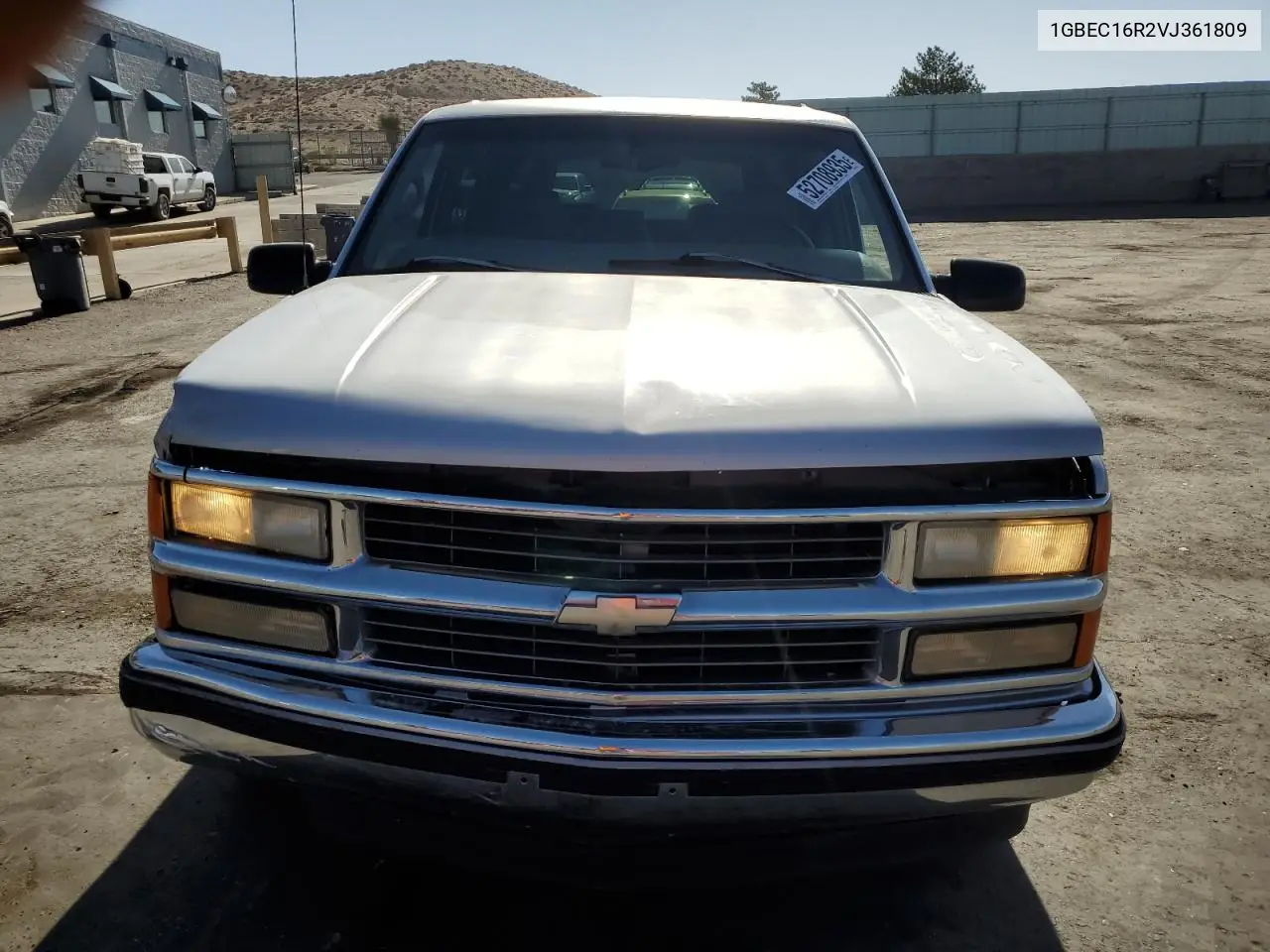 1997 Chevrolet Suburban C1500 VIN: 1GBEC16R2VJ361809 Lot: 52708935