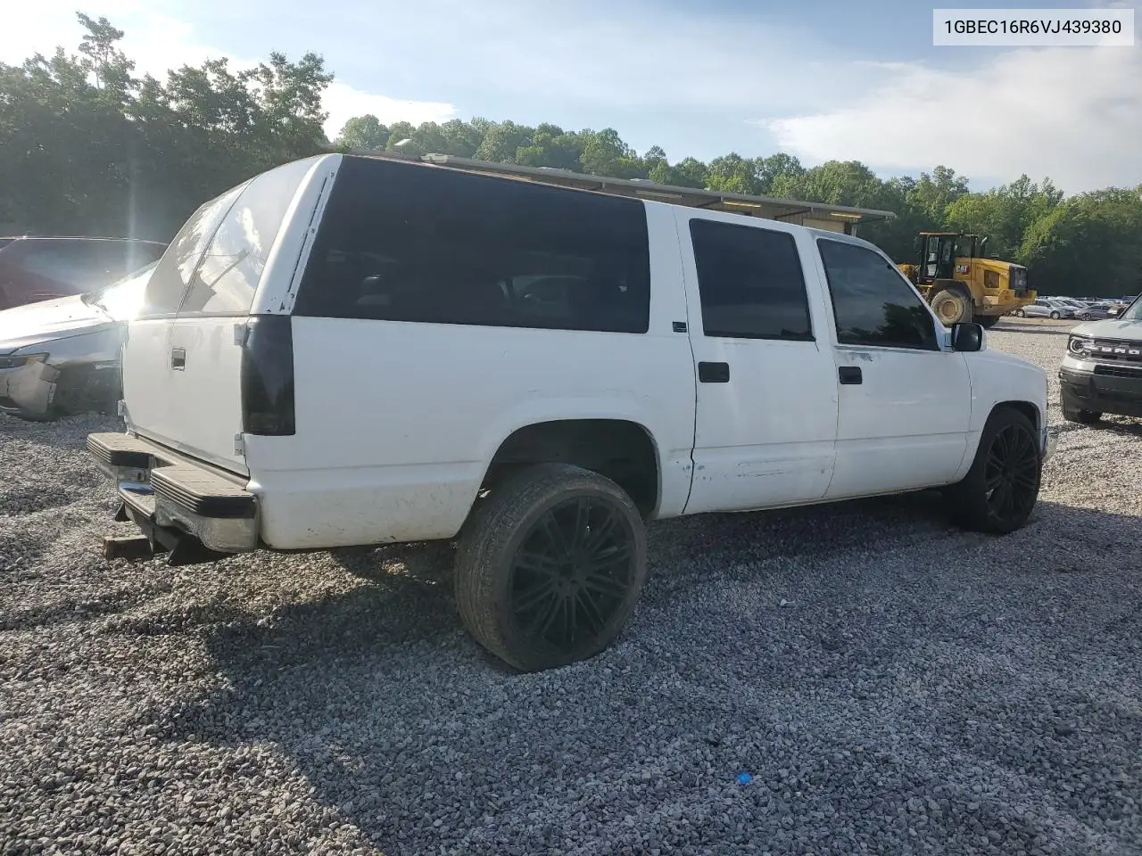 1997 Chevrolet Suburban C1500 VIN: 1GBEC16R6VJ439380 Lot: 60043905