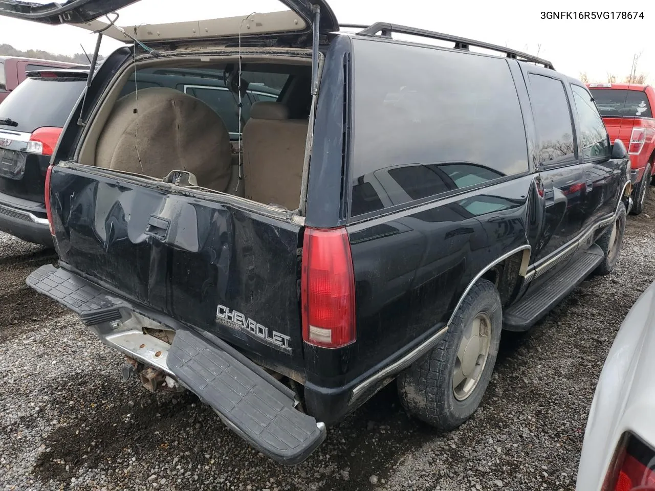 1997 Chevrolet Suburban K1500 VIN: 3GNFK16R5VG178674 Lot: 80760694