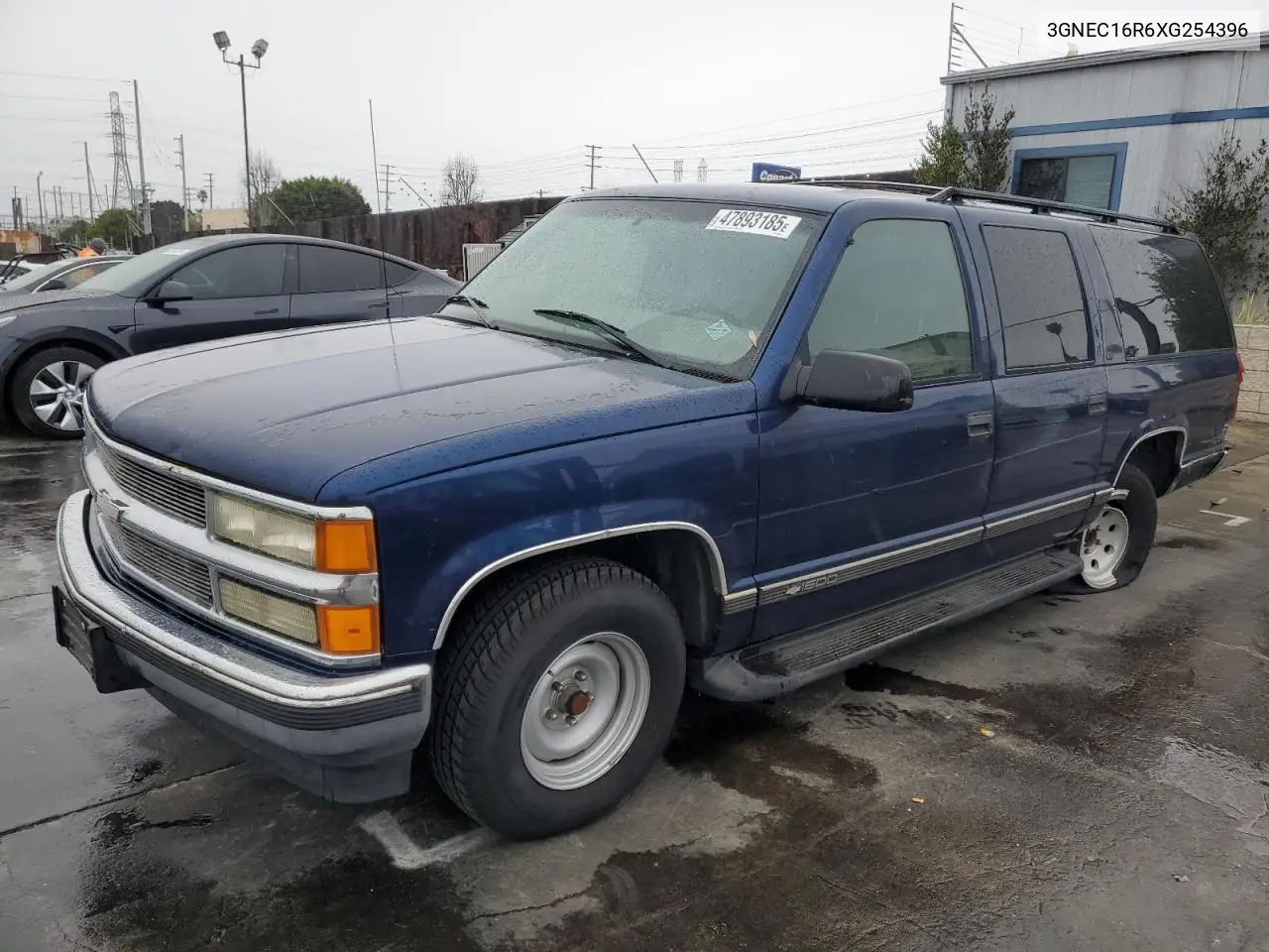 1999 Chevrolet Suburban C1500 VIN: 3GNEC16R6XG254396 Lot: 47893185