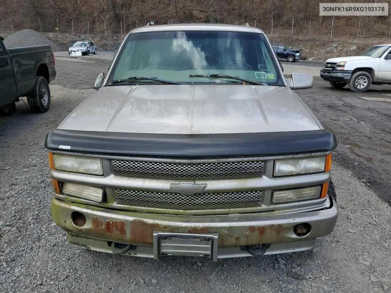 1999 Chevrolet Suburban K1500 VIN: 3GNFK16R9XG193178 Lot: 50810715