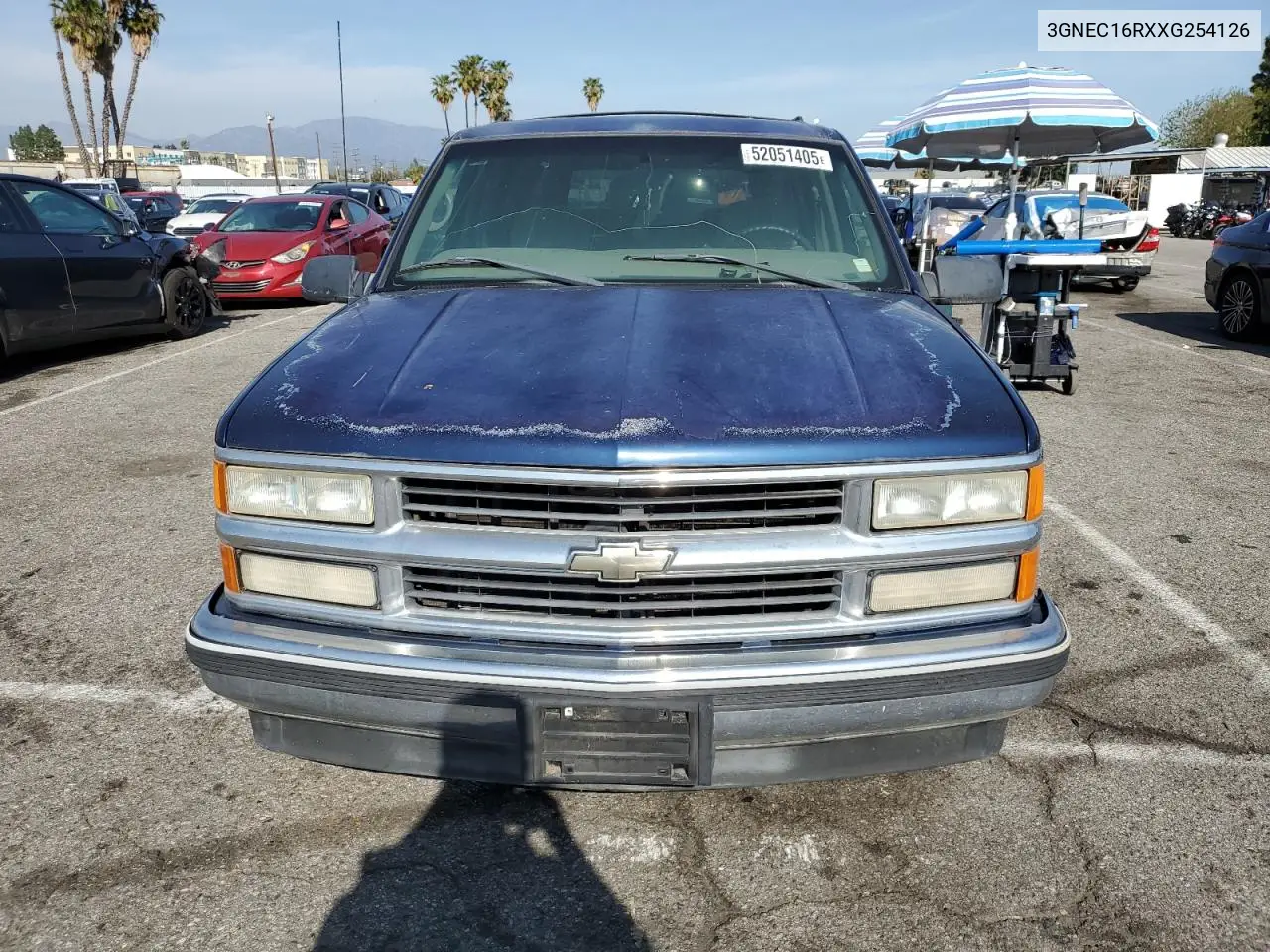 1999 Chevrolet Suburban C1500 VIN: 3GNEC16RXXG254126 Lot: 52051405
