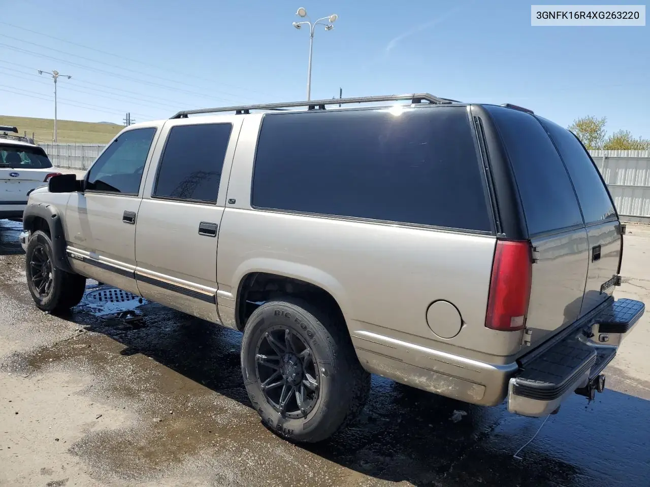 1999 Chevrolet Suburban K1500 VIN: 3GNFK16R4XG263220 Lot: 52317885