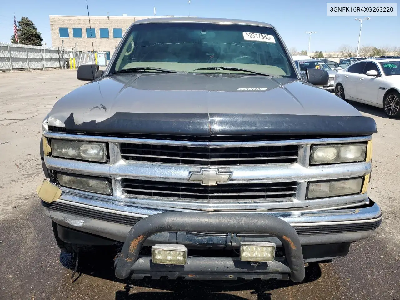1999 Chevrolet Suburban K1500 VIN: 3GNFK16R4XG263220 Lot: 52317885