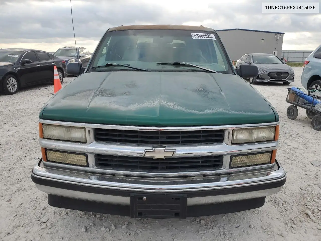 1999 Chevrolet Suburban C1500 VIN: 1GNEC16R6XJ415036 Lot: 53565525