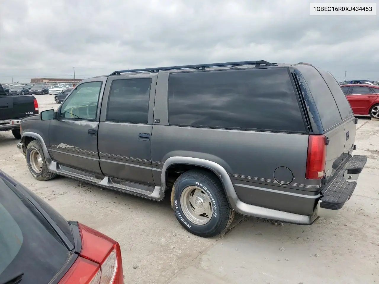 1999 Chevrolet Suburban C1500 VIN: 1GBEC16R0XJ434453 Lot: 54711725