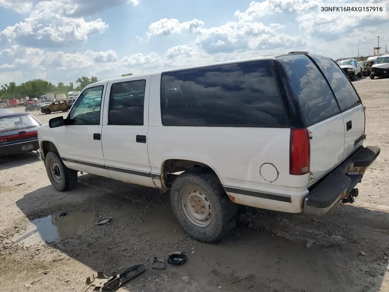 1999 Chevrolet Suburban K1500 VIN: 3GNFK16R4XG157916 Lot: 56117335