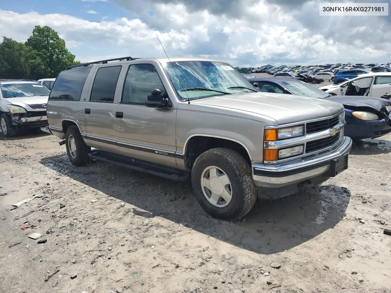 1999 Chevrolet Suburban K1500 VIN: 3GNFK16R4XG271981 Lot: 56621605