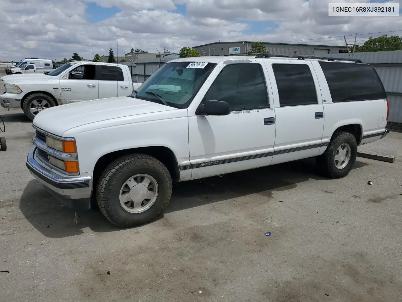 1999 Chevrolet Suburban C1500 VIN: 1GNEC16R8XJ392181 Lot: 56622675