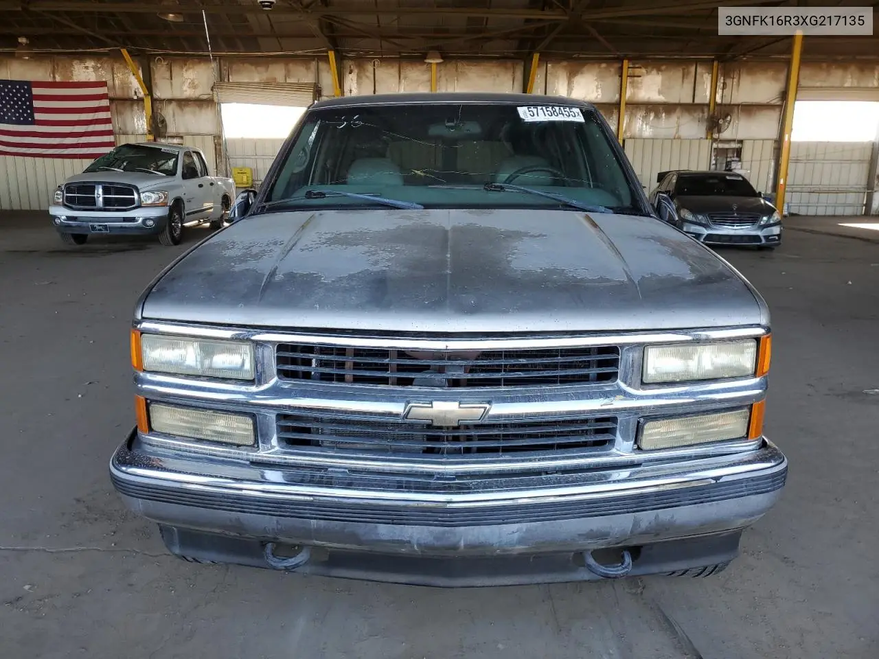 1999 Chevrolet Suburban K1500 VIN: 3GNFK16R3XG217135 Lot: 57158455