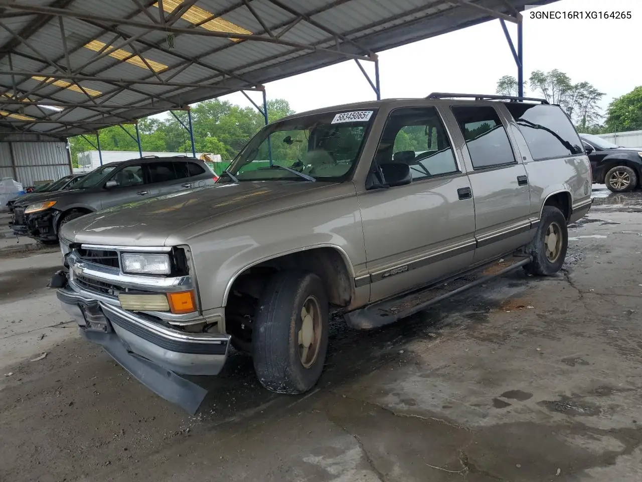 1999 Chevrolet Suburban C1500 VIN: 3GNEC16R1XG164265 Lot: 58345065