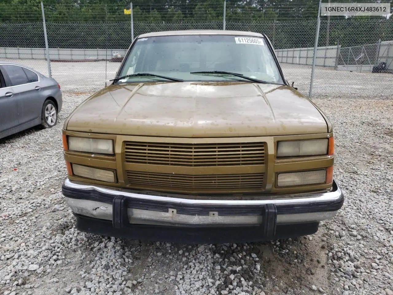 1999 Chevrolet Suburban C1500 VIN: 1GNEC16R4XJ483612 Lot: 61125605