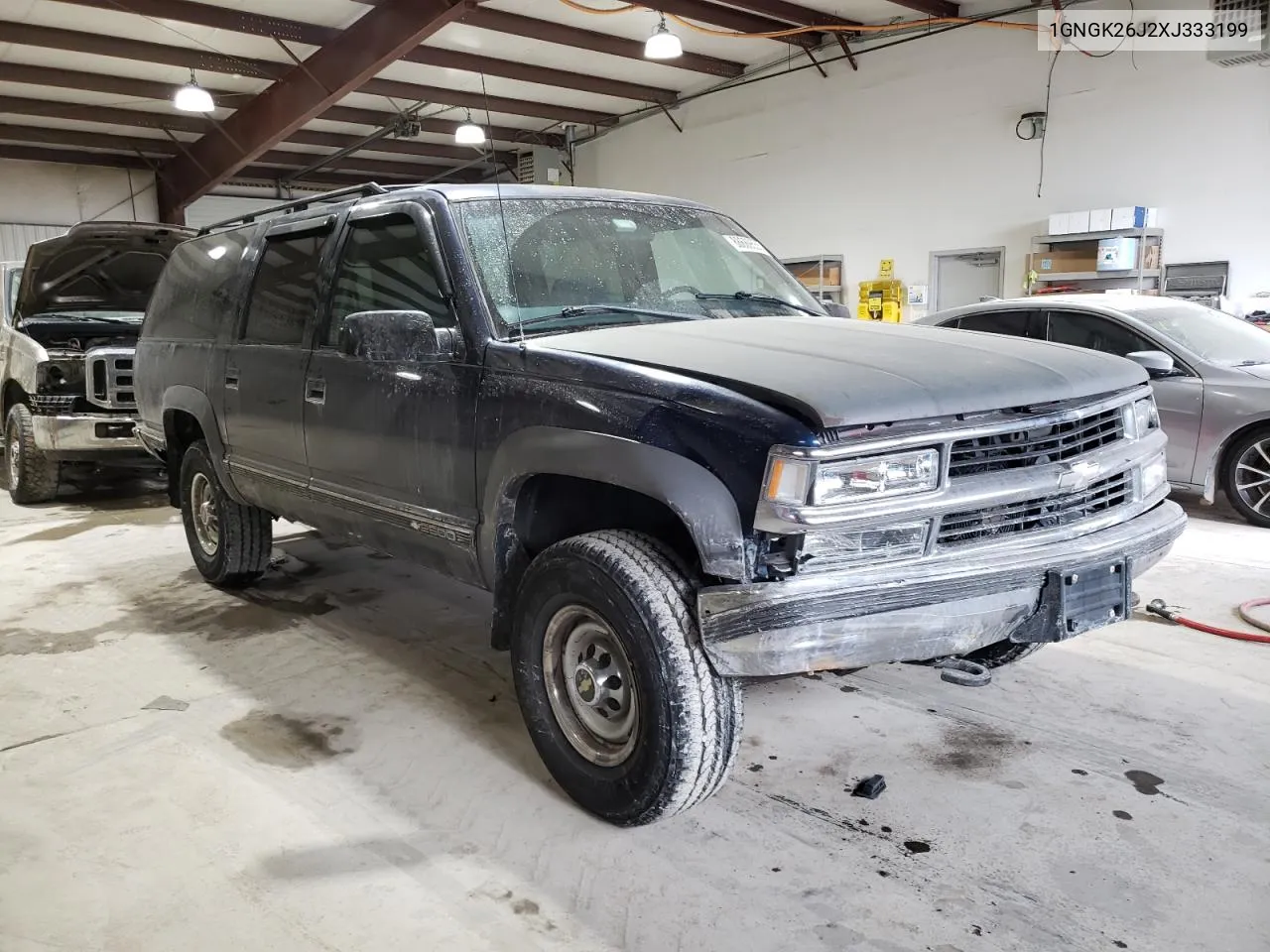 1999 Chevrolet Suburban K2500 VIN: 1GNGK26J2XJ333199 Lot: 88689555