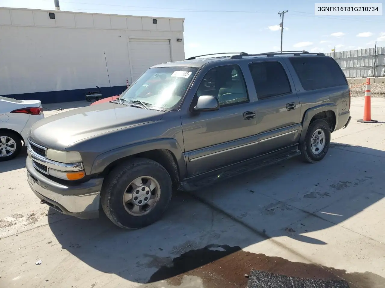 2001 Chevrolet Suburban K1500 VIN: 3GNFK16T81G210734 Lot: 53725565