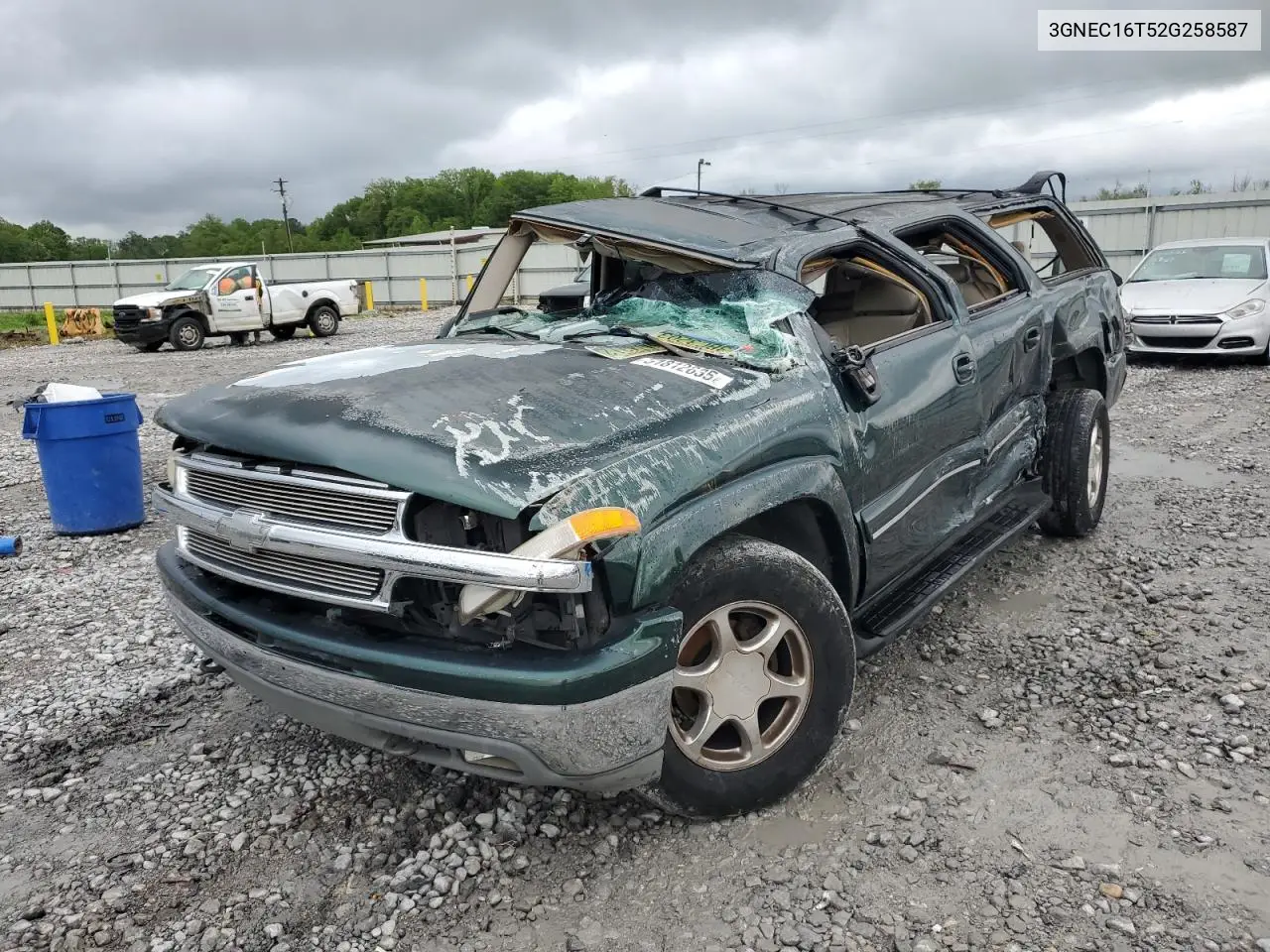 2002 Chevrolet Suburban C1500 VIN: 3GNEC16T52G258587 Lot: 51812635