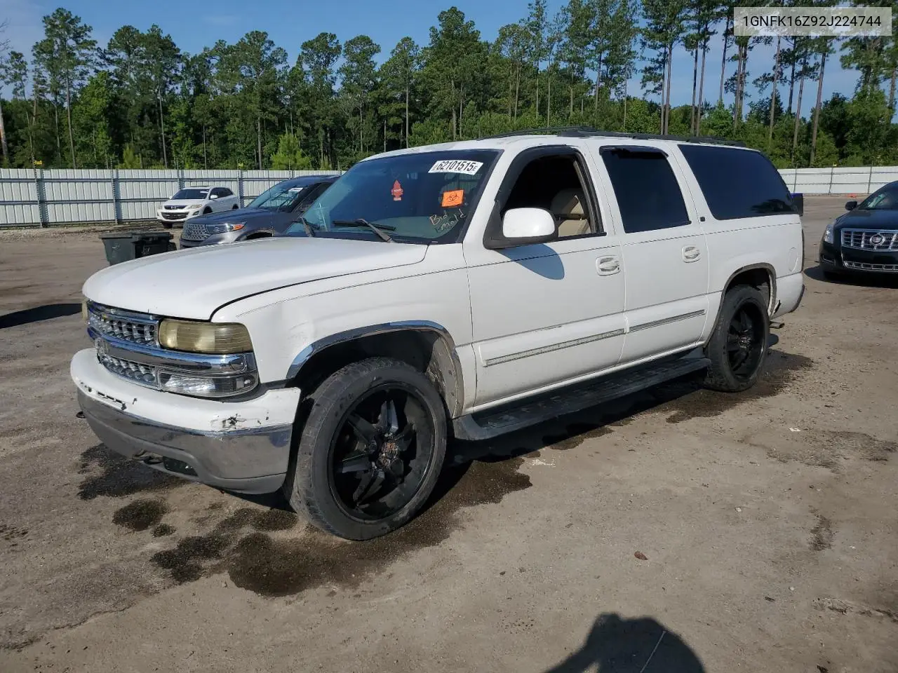 2002 Chevrolet Suburban K1500 VIN: 1GNFK16Z92J224744 Lot: 62101515