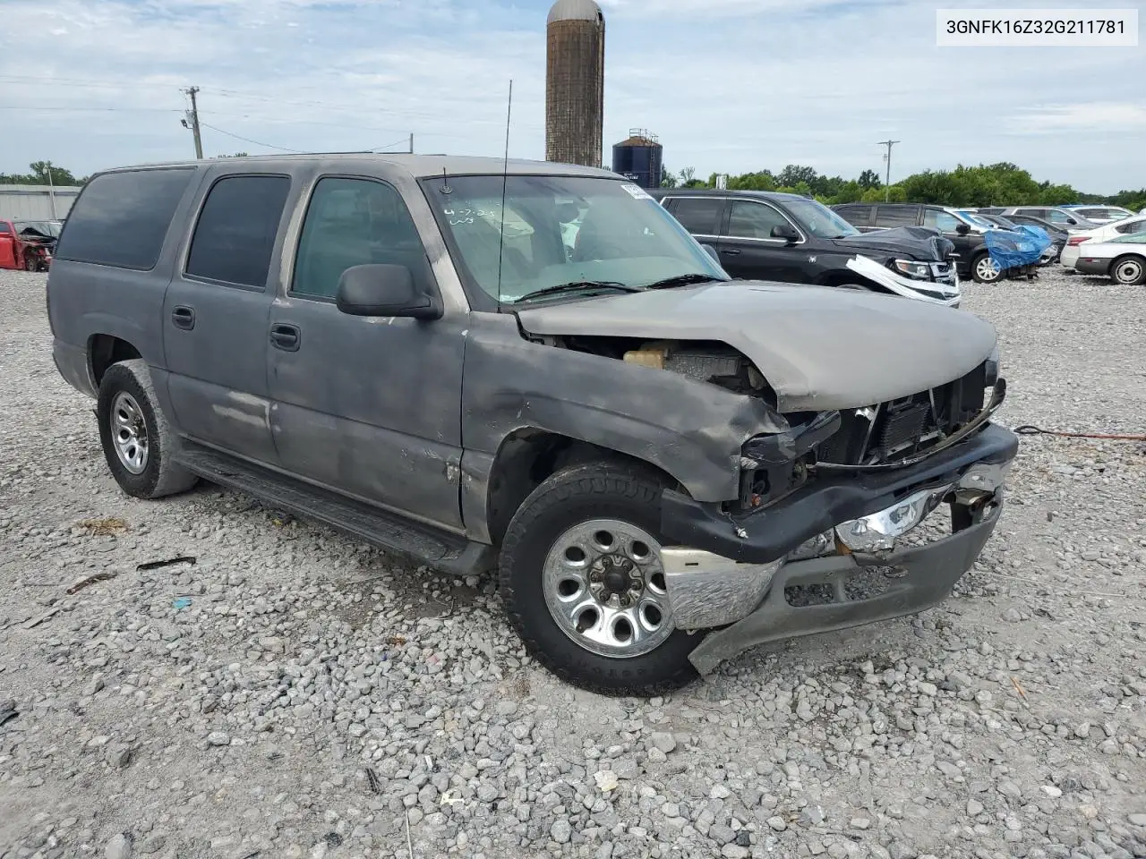 2002 Chevrolet Suburban K1500 VIN: 3GNFK16Z32G211781 Lot: 62583365