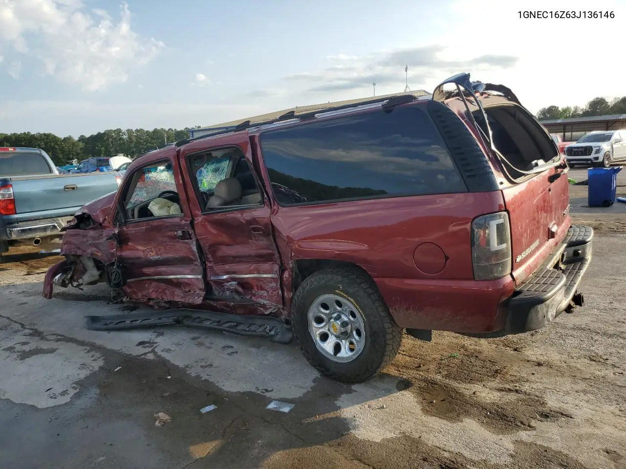 2003 Chevrolet Suburban C1500 VIN: 1GNEC16Z63J136146 Lot: 54941465