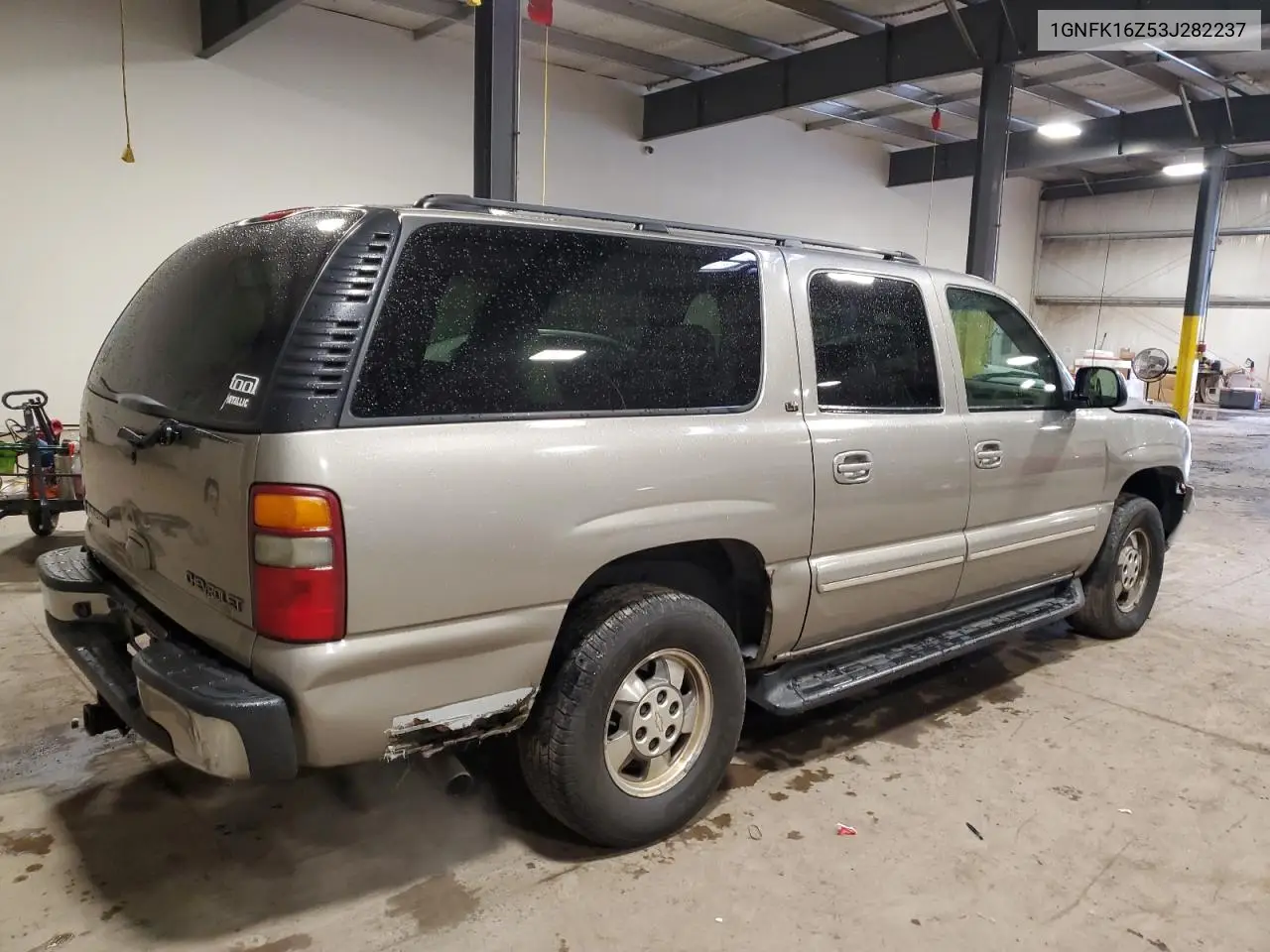 2003 Chevrolet Suburban K1500 VIN: 1GNFK16Z53J282237 Lot: 56275545