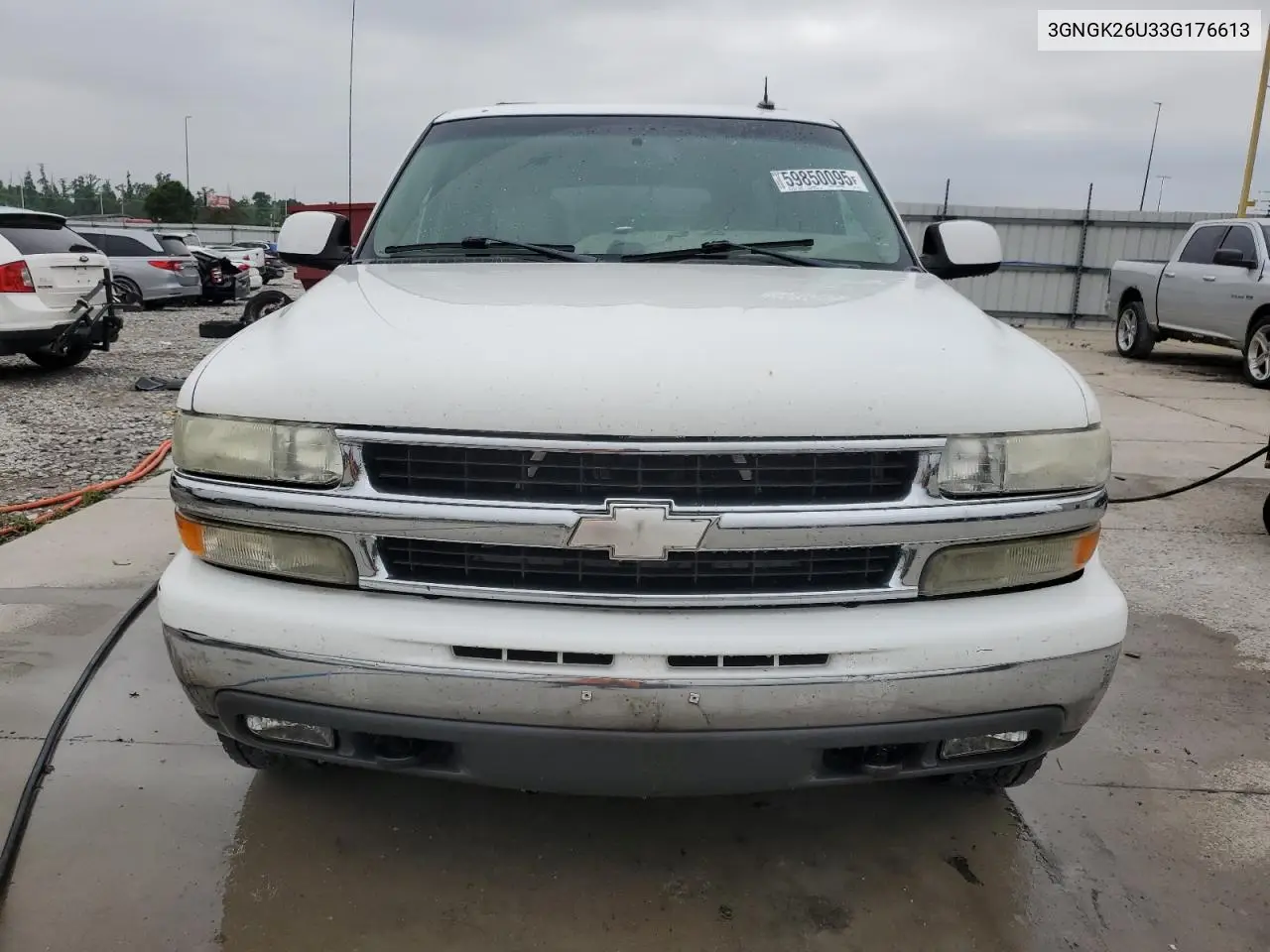 2003 Chevrolet Suburban K2500 VIN: 3GNGK26U33G176613 Lot: 59850095