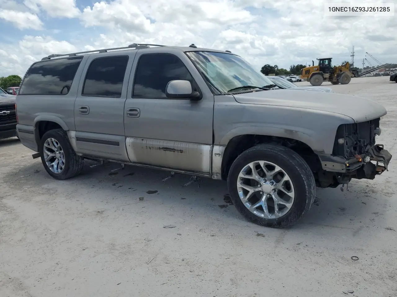 2003 Chevrolet Suburban C1500 VIN: 1GNEC16Z93J261285 Lot: 61180305