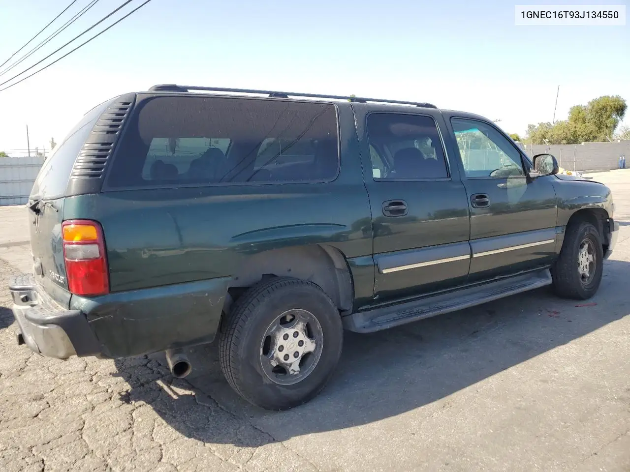 2003 Chevrolet Suburban C1500 VIN: 1GNEC16T93J134550 Lot: 61409245