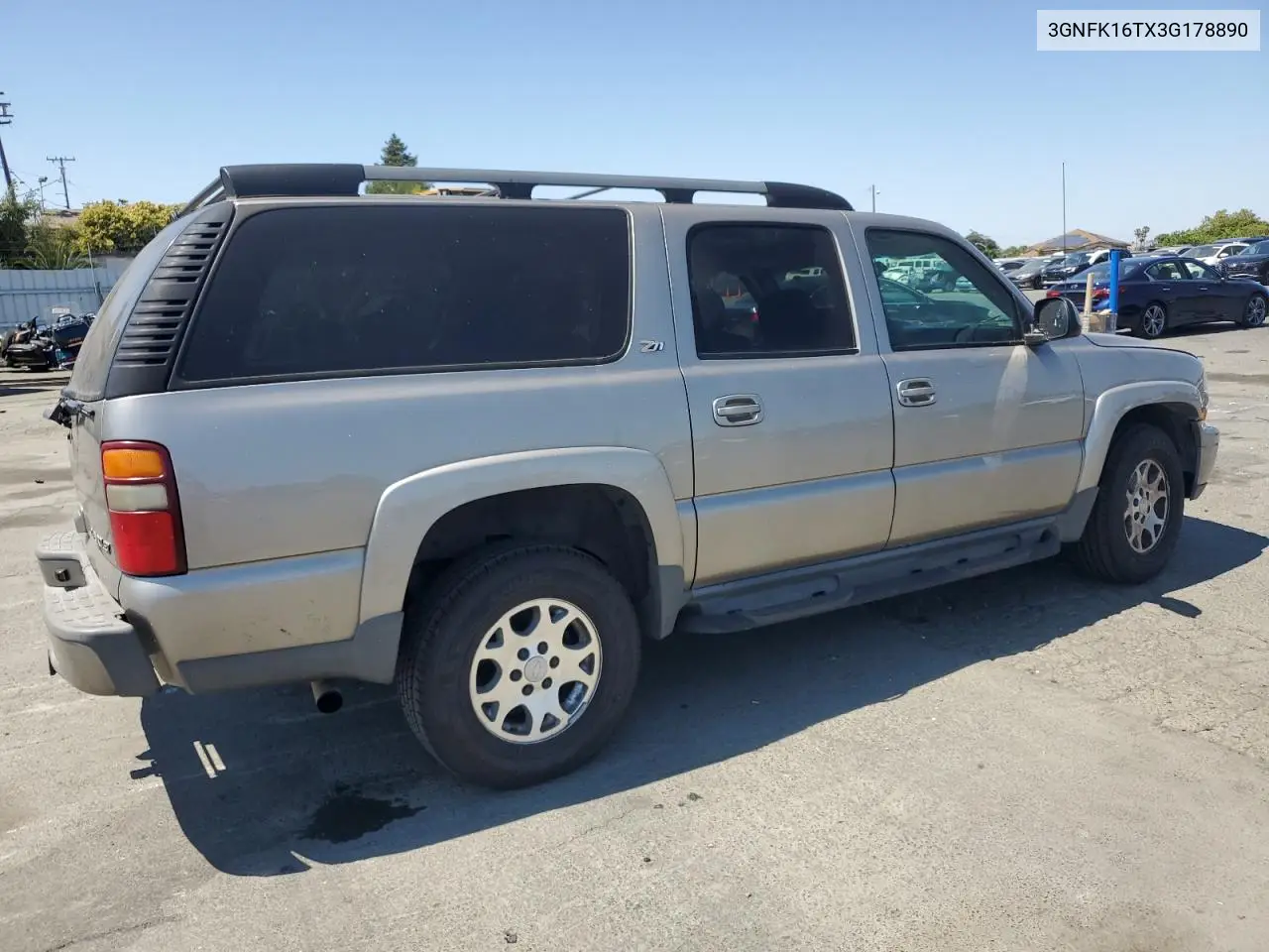 2003 Chevrolet Suburban K1500 VIN: 3GNFK16TX3G178890 Lot: 62189535