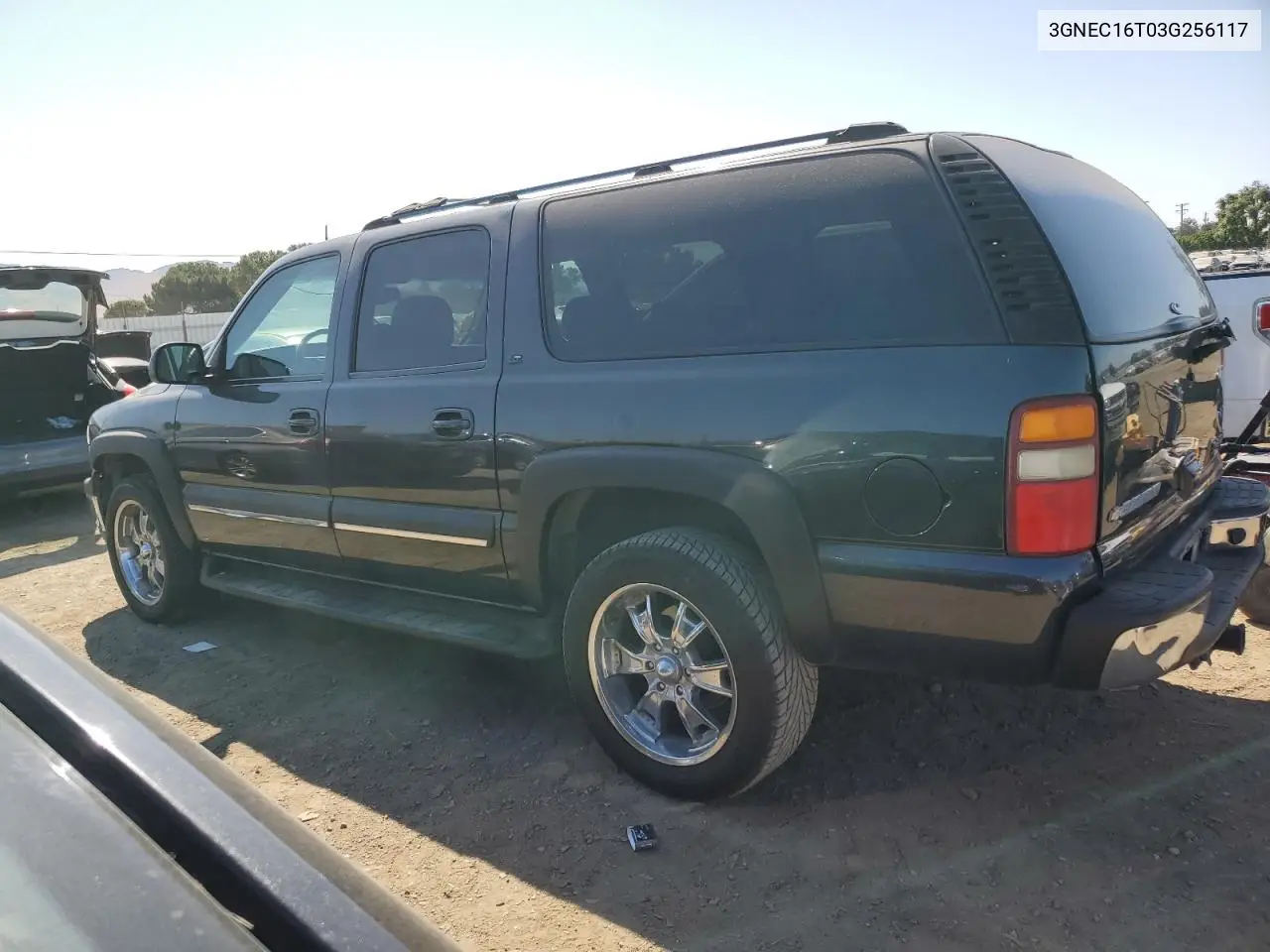 2003 Chevrolet Suburban C1500 VIN: 3GNEC16T03G256117 Lot: 62391405