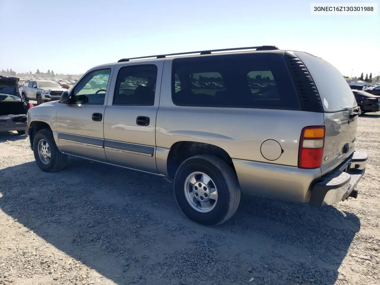 2003 Chevrolet Suburban C1500 VIN: 3GNEC16Z13G301988 Lot: 63067535
